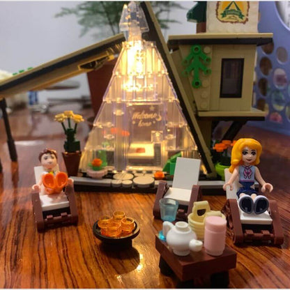 Pinewood Glamping Cabin